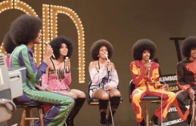 The Sylvers, aired: September 22, 1973