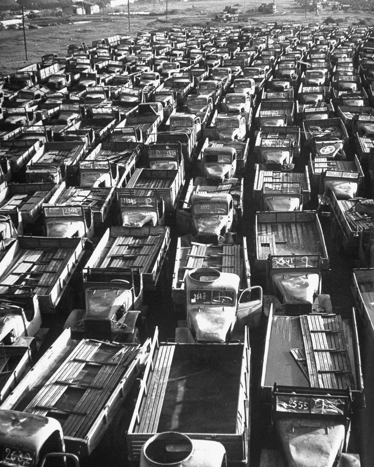 Boneyards of Surplus Military Vehicles, Aircrafts, Warship and Tanks from World War II