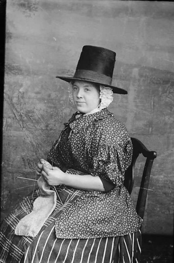 Tall Stovepipe-style Hats: An Essential Part of Welsh Woman's National Costume from the 19th Century