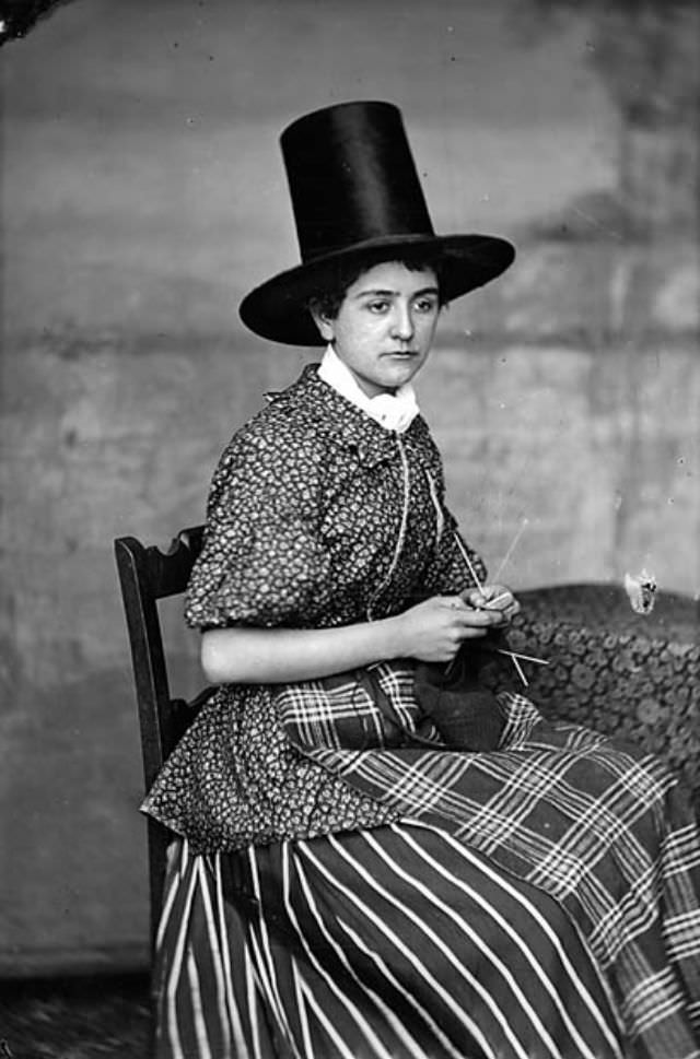 Tall Stovepipe-style Hats: An Essential Part of Welsh Woman's National Costume from the 19th Century