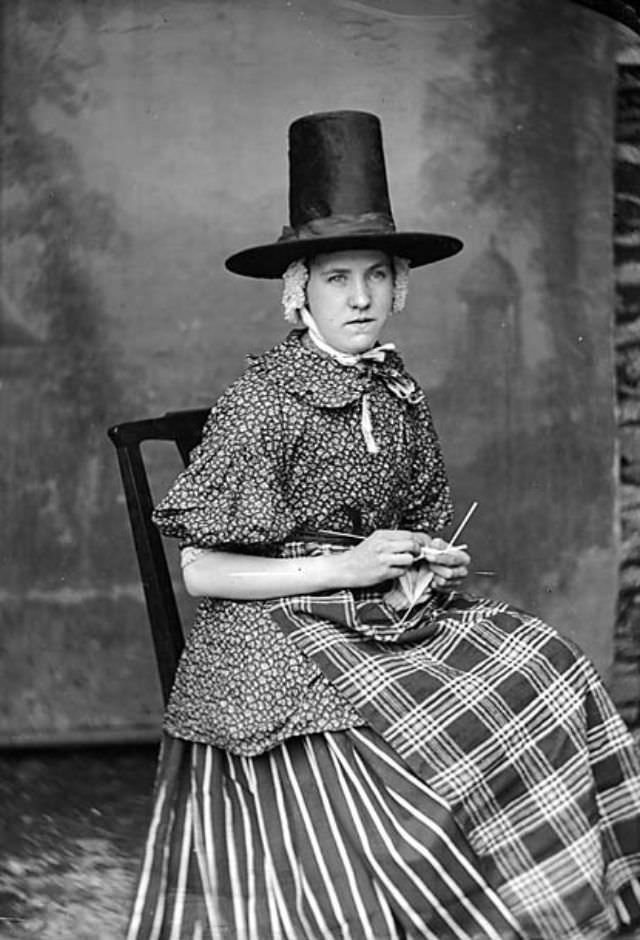 Tall Stovepipe-style Hats: An Essential Part of Welsh Woman's National Costume from the 19th Century