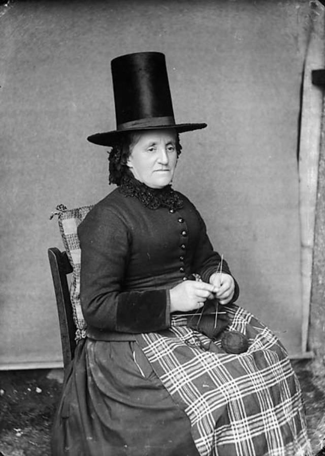 Tall Stovepipe-style Hats: An Essential Part of Welsh Woman's National Costume from the 19th Century