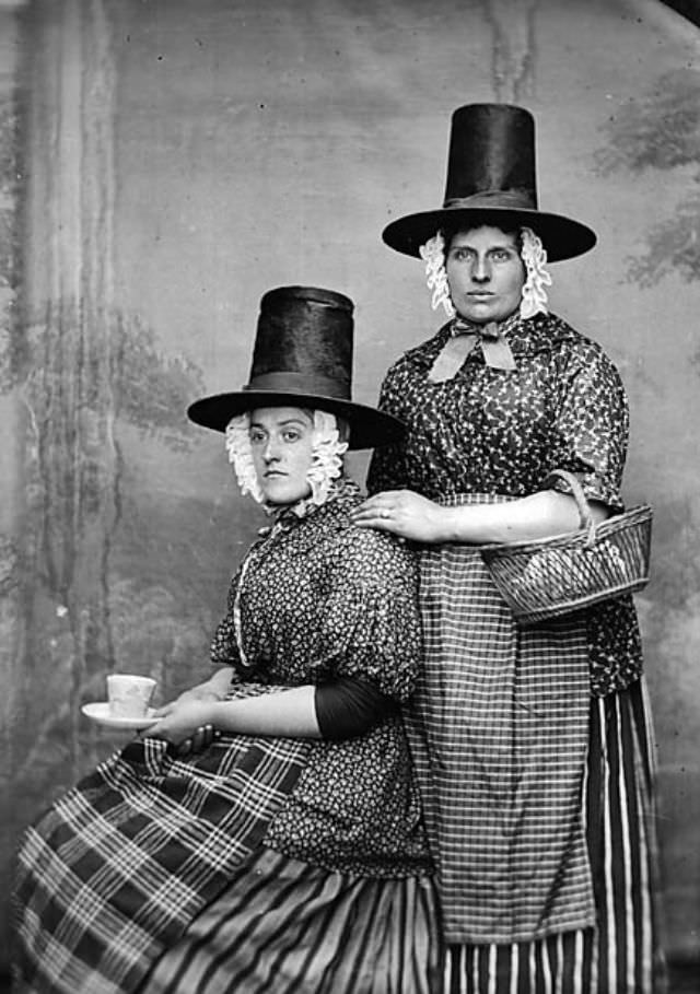 Tall Stovepipe-style Hats: An Essential Part of Welsh Woman's National Costume from the 19th Century