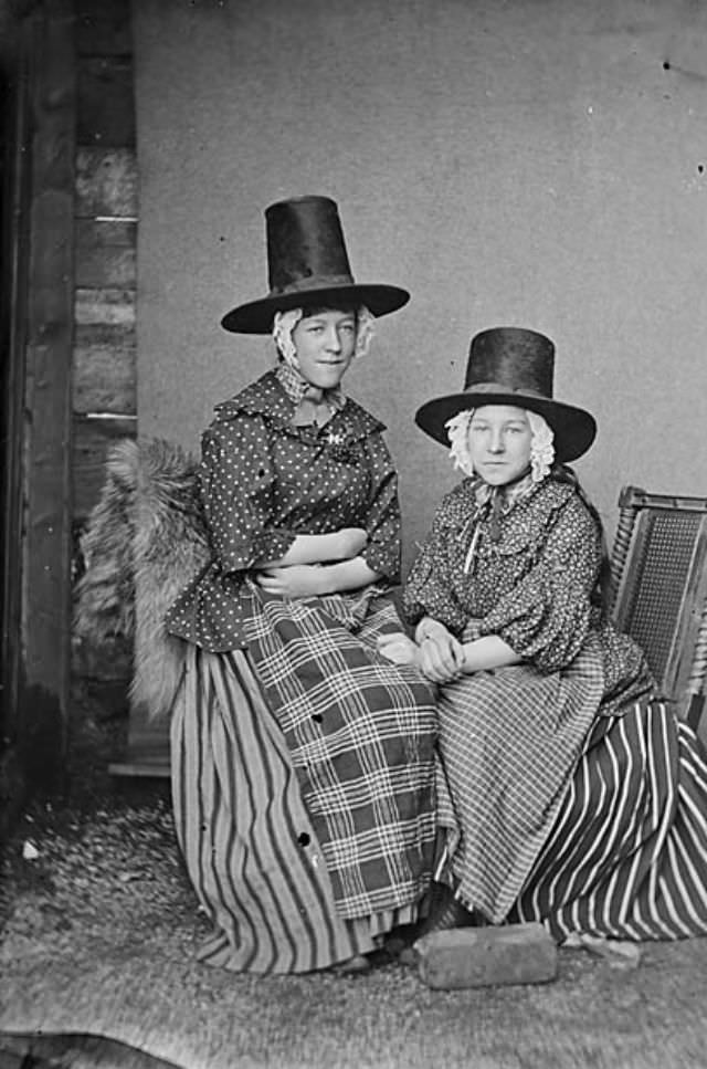 Tall Stovepipe-style Hats: An Essential Part of Welsh Woman's National Costume from the 19th Century