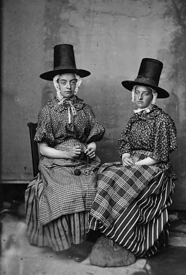 Tall Stovepipe-style Hats: An Essential Part of Welsh Woman's National Costume from the 19th Century