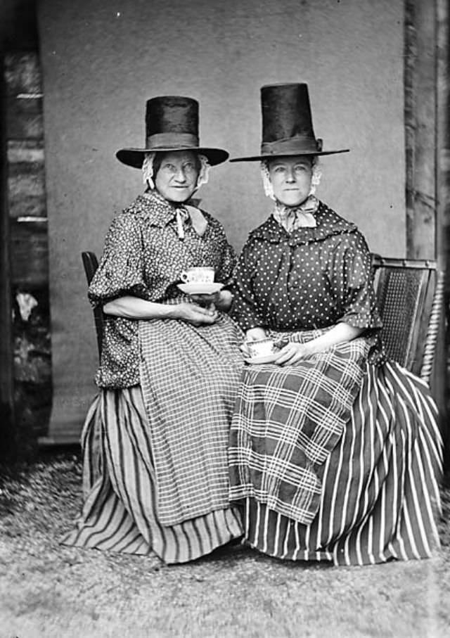 Tall Stovepipe-style Hats: An Essential Part of Welsh Woman's National Costume from the 19th Century