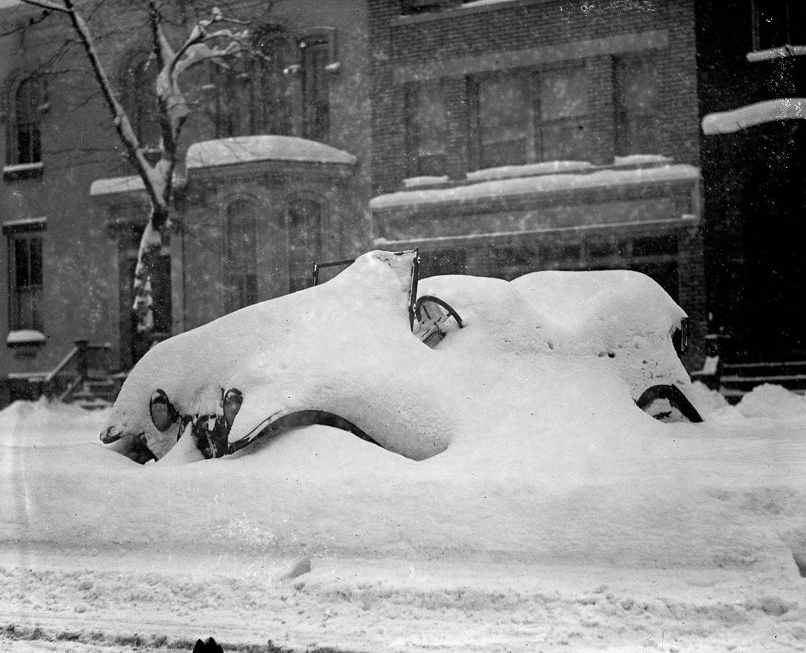 The Knickerbocker Storm: Historical Photos of the deadliest Blizzard in the Washington D.C. History