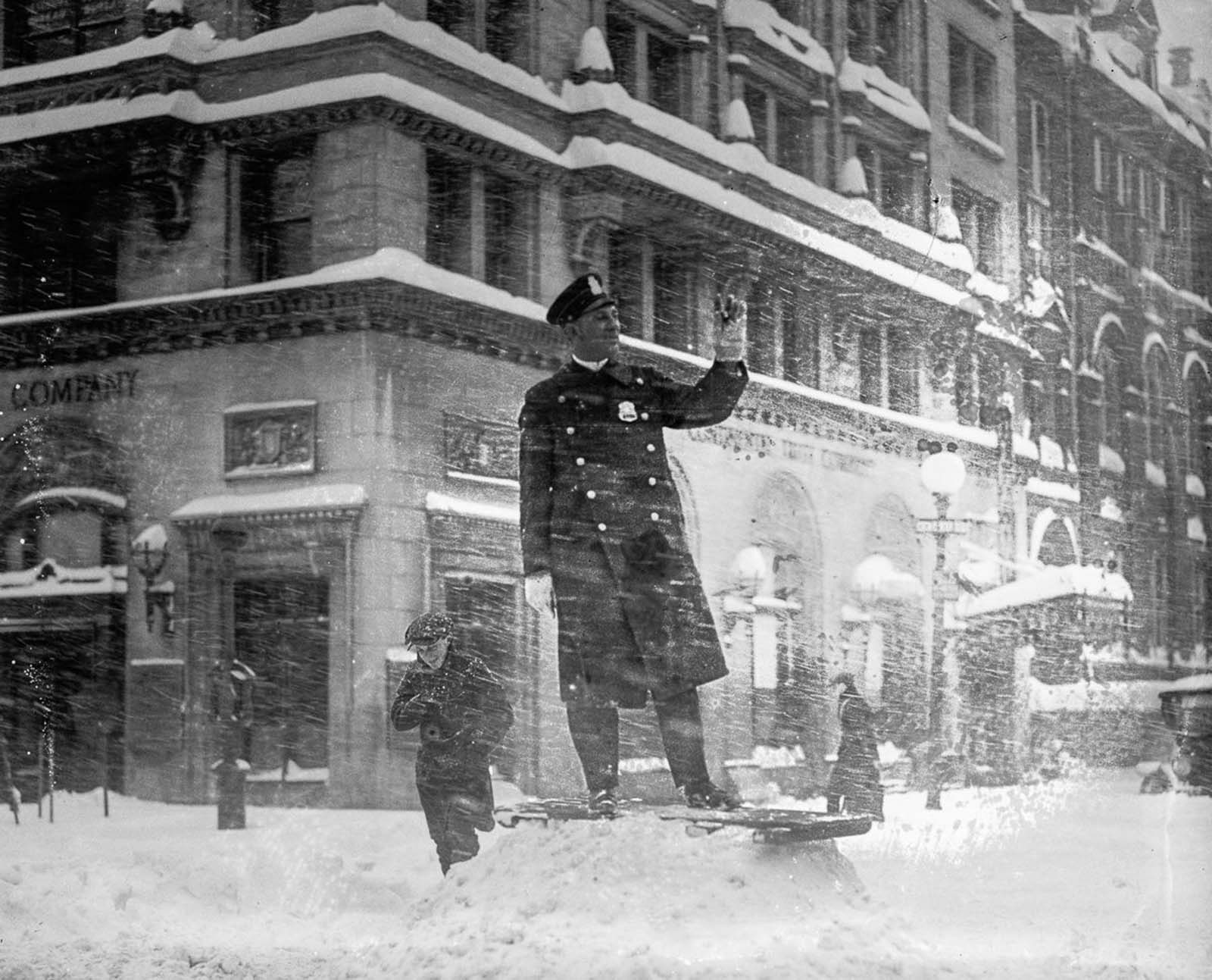 The Knickerbocker Storm: Historical Photos of the deadliest Blizzard in the Washington D.C. History