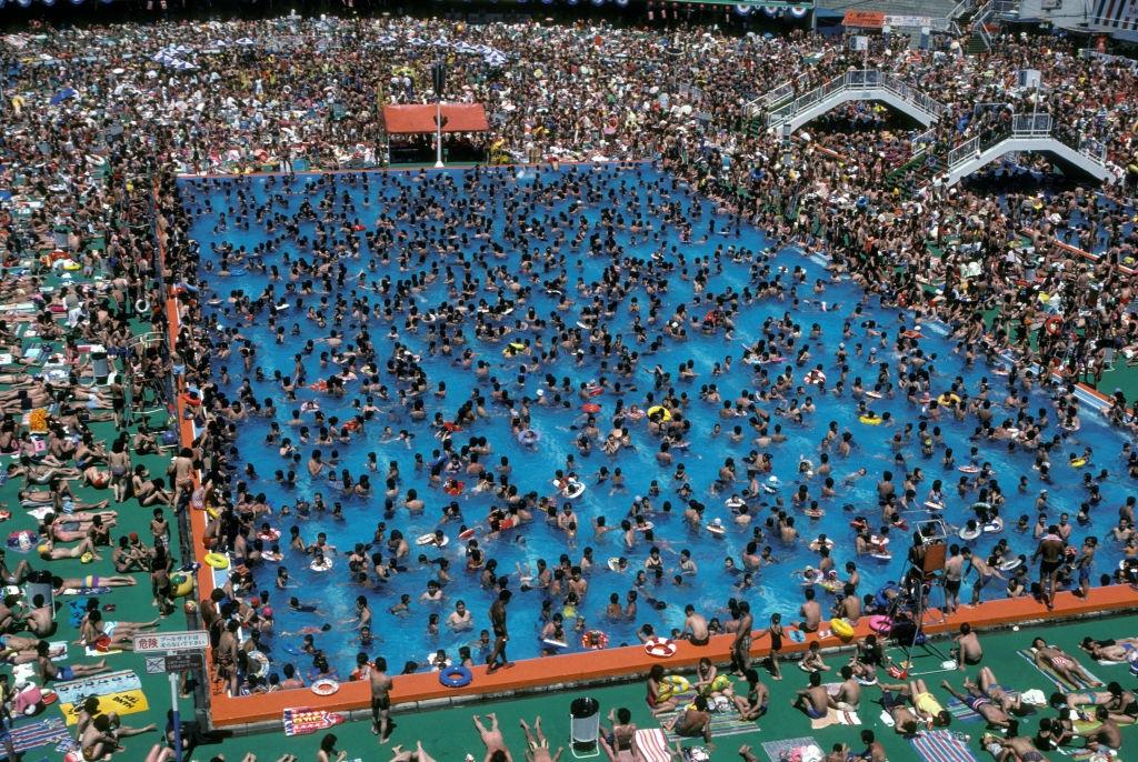 Crowd in a Tokyo swimming pool, 1981