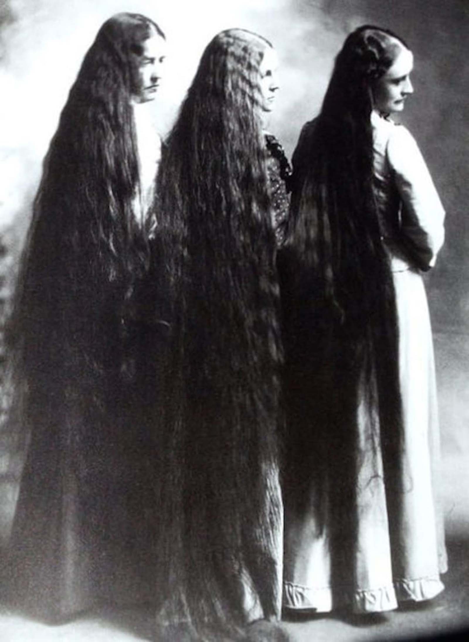 Victorian Women with Very Long Hair: Stunning Historical of Women Who Never Cut Their Hair, 1860-1900