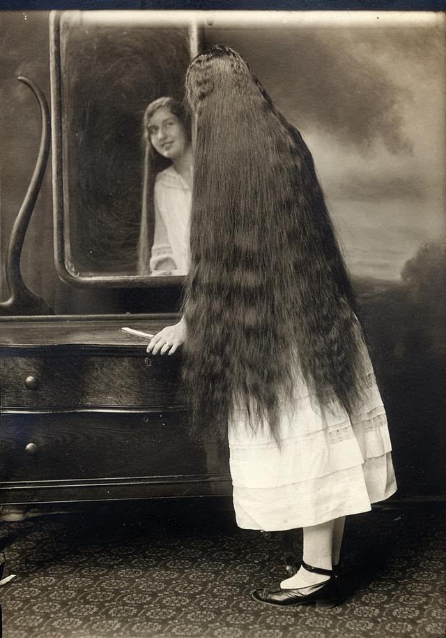 Victorian Women with Very Long Hair: Stunning Historical of Women Who Never Cut Their Hair, 1860-1900