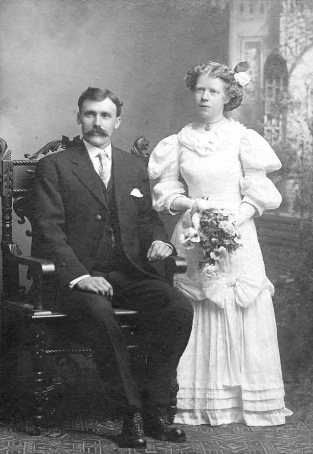 Stunning Historical Photos of Victorian Couples on the Wedding Day