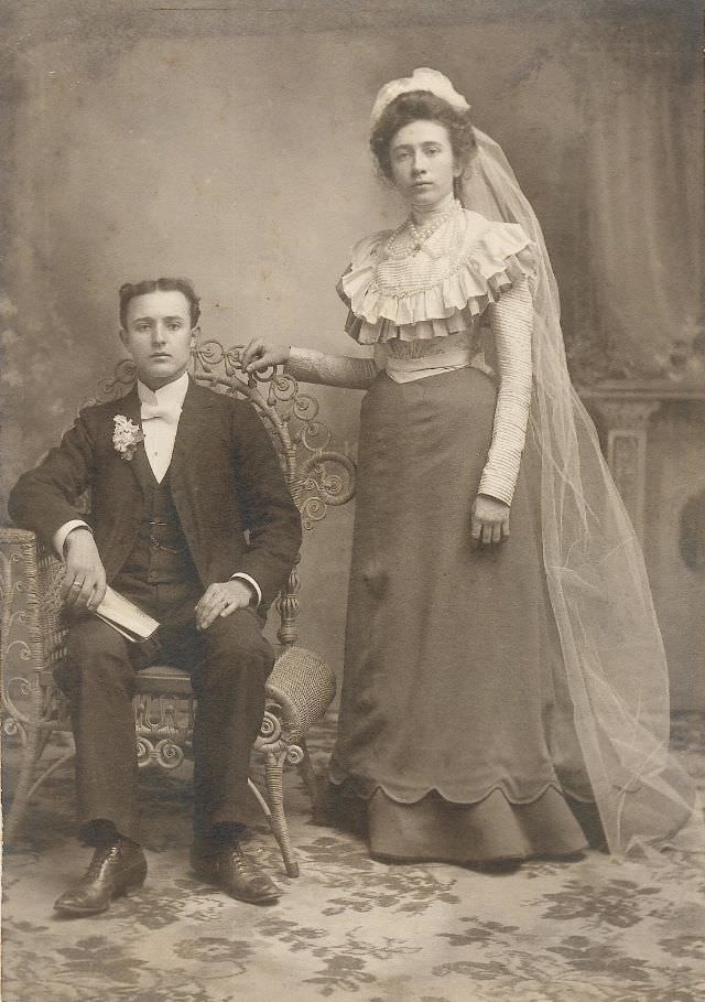 Stunning Historical Photos of Victorian Couples on the Wedding Day