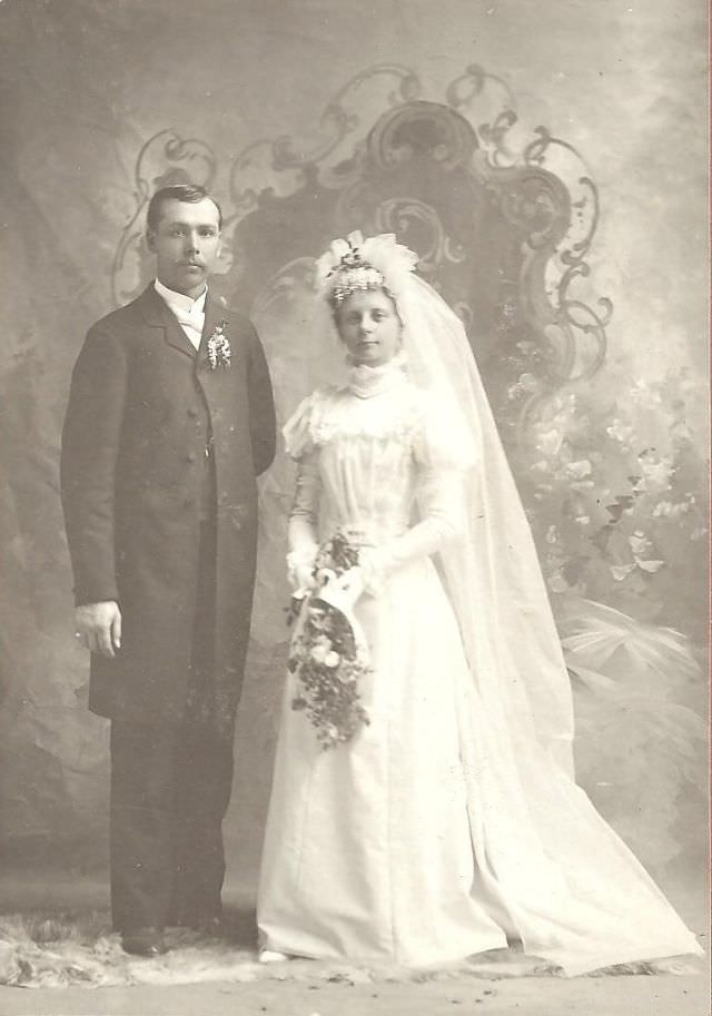 Stunning Historical Photos of Victorian Couples on the Wedding Day