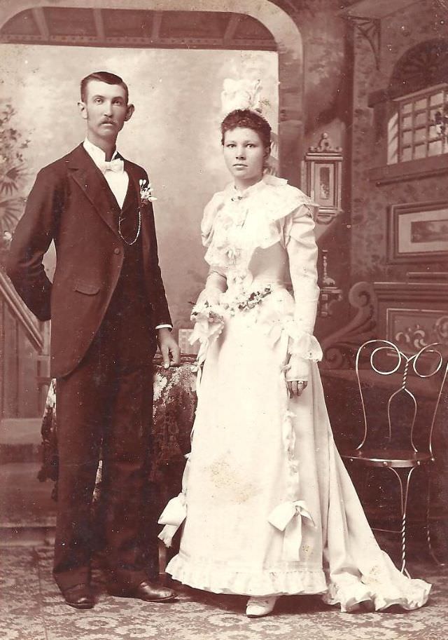 Stunning Historical Photos of Victorian Couples on the Wedding Day