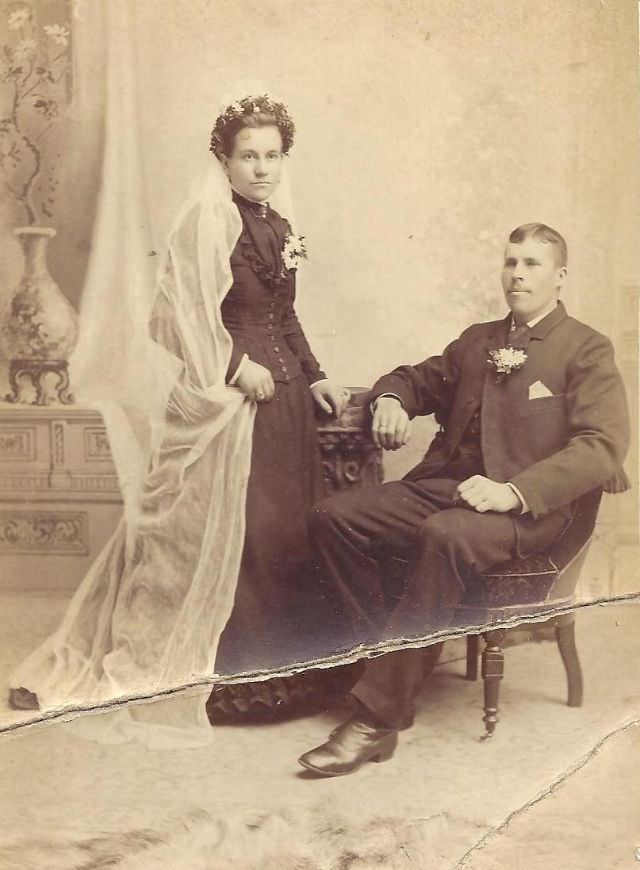 Stunning Historical Photos of Victorian Couples on the Wedding Day