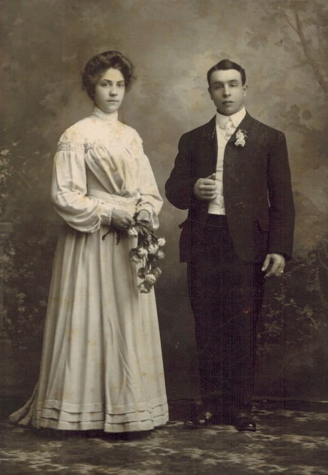 Stunning Historical Photos of Victorian Couples on the Wedding Day