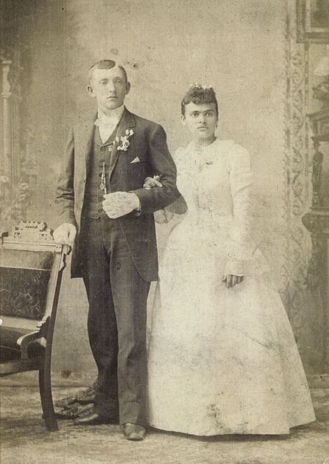 Stunning Historical Photos of Victorian Couples on the Wedding Day