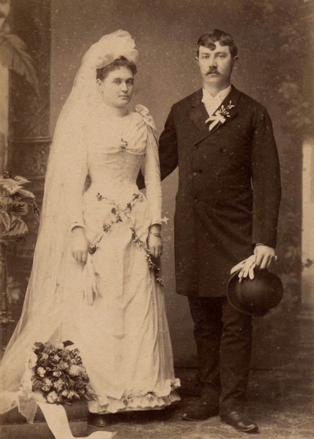 Stunning Historical Photos of Victorian Couples on the Wedding Day