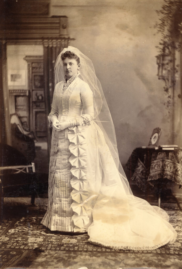Florence Folger married William A. Webster in 1887