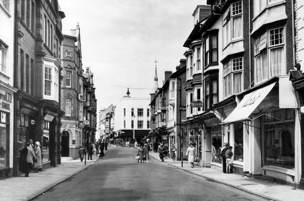 Street Scenes, Aberystwyth, Ceredigion, West Wales, August 1963. Terrace Road, looking towards the sea.