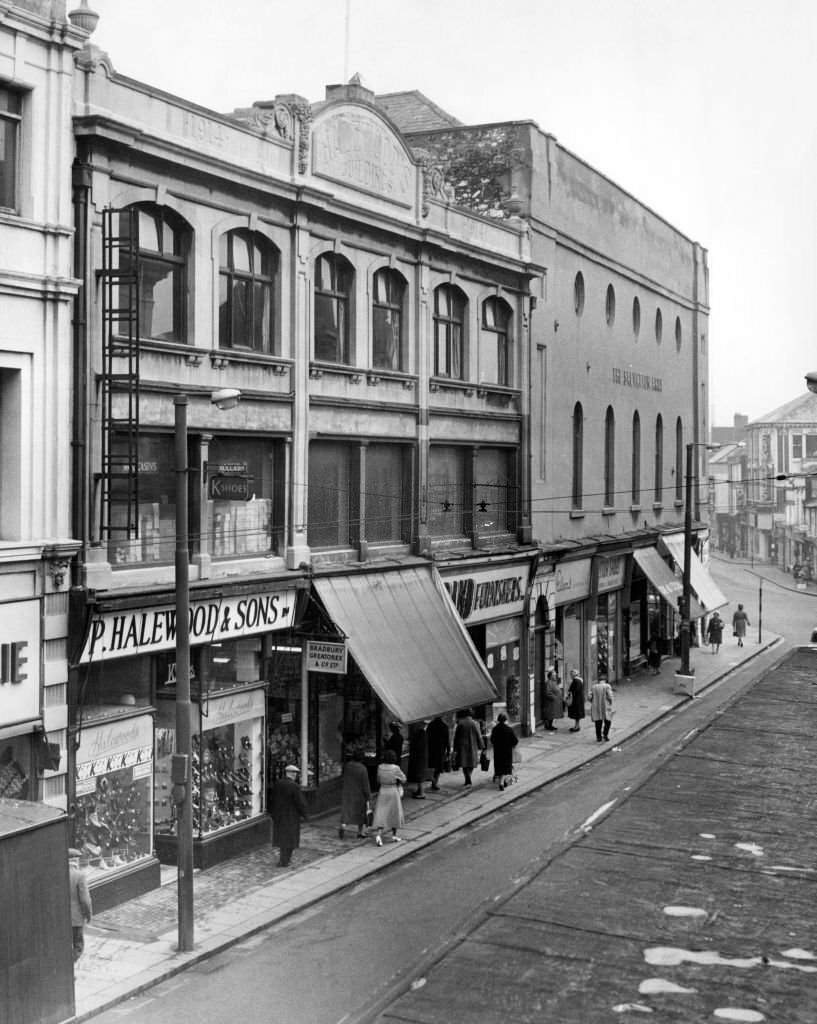 Cardiff city council have agreed to spend 91,582 on acquiring the Hayes block of buildings, which is only a small section of the immense redevelopment planned for the city's central area.