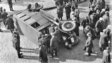 Car Crashes Boston 1930s