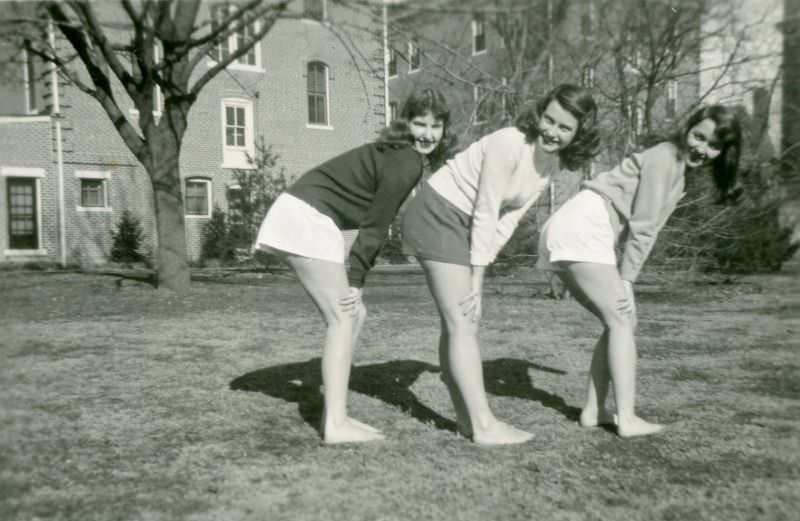 Teenage Girls enjoying 1940s