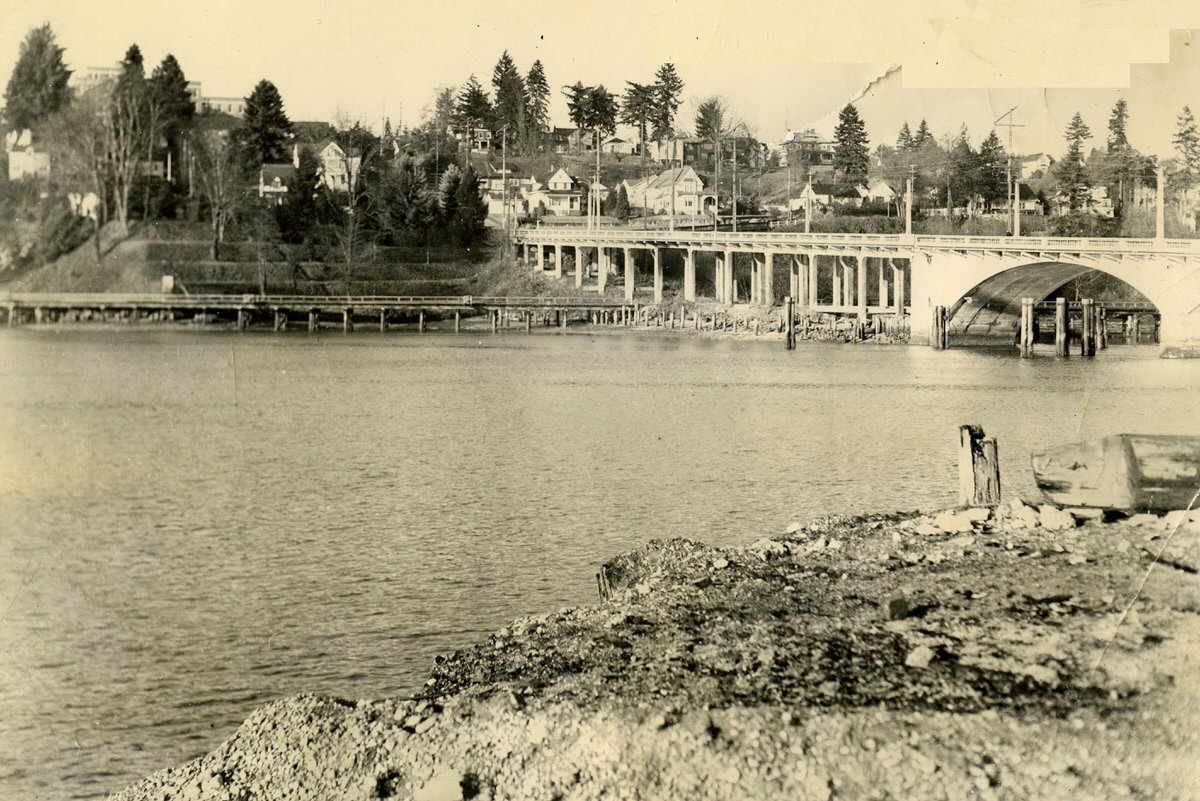 Old 4th Avenue bridge, 1922