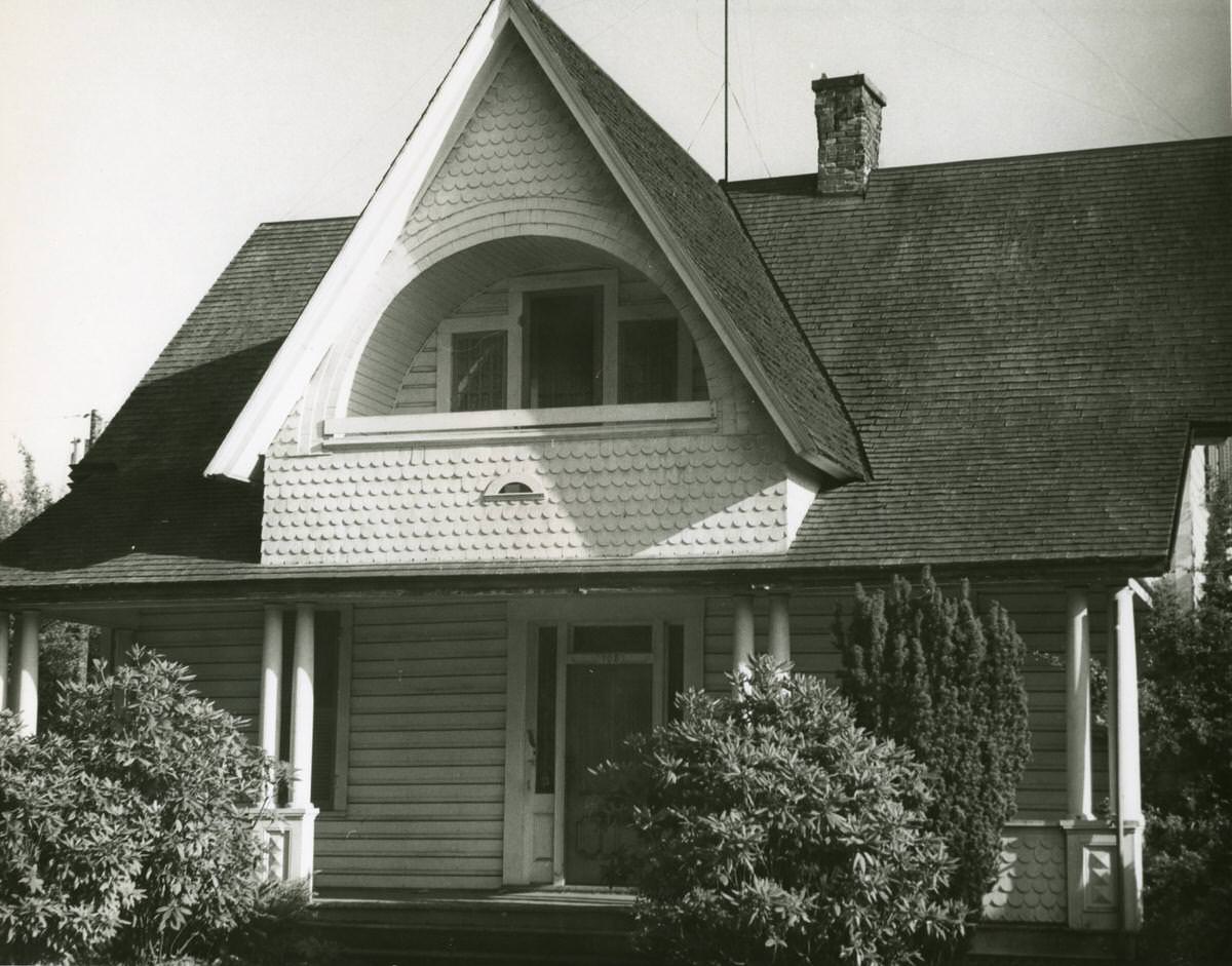 School Directors' Association building, Olympia, 1969