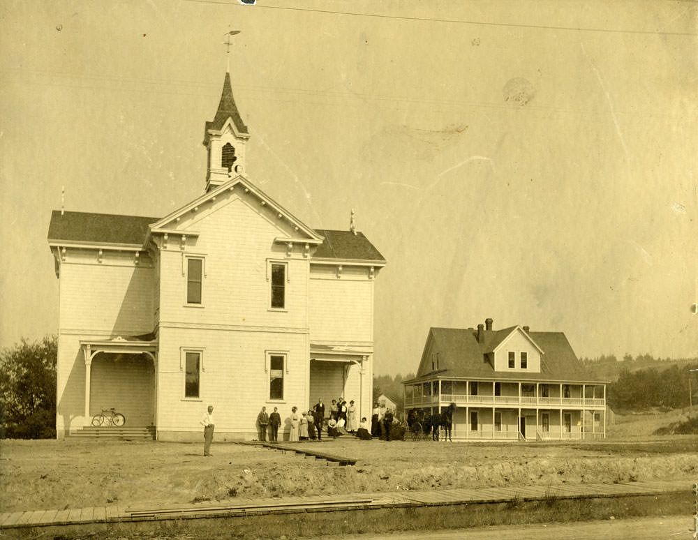 Olympia Collegiate Institute, 1892