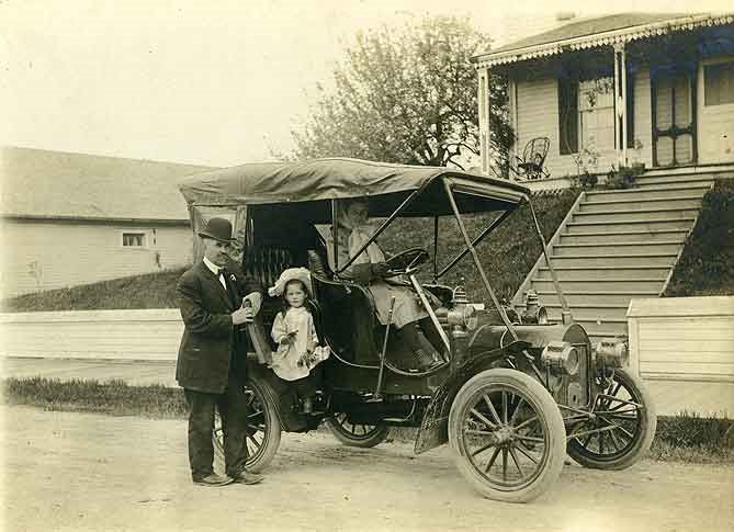 Price Family by their Winton 6 automobile in front of Home, 1895