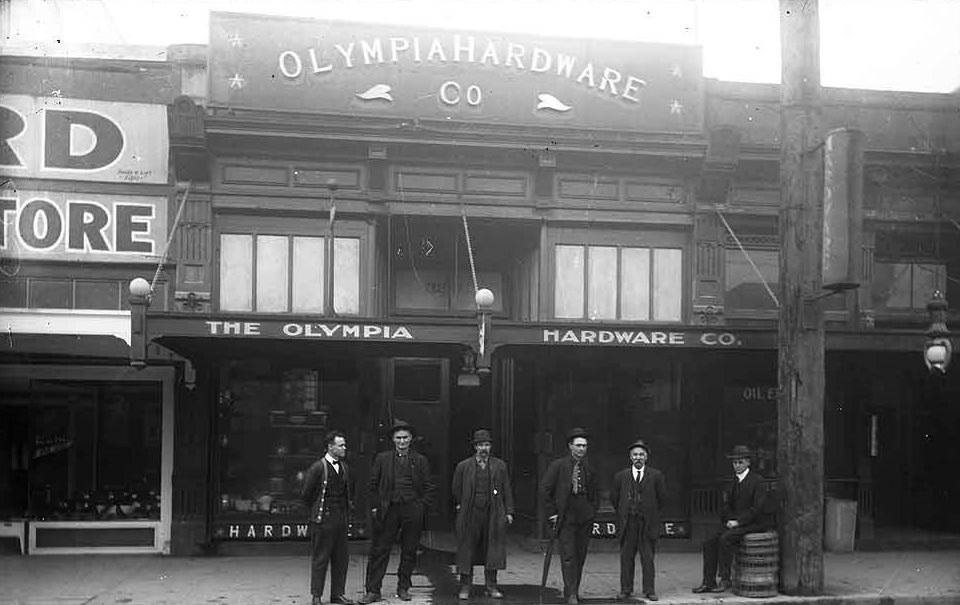 Olympia Hardware, 1914