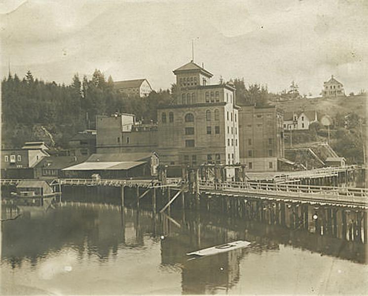 Olympia Brewing Company brewhouse, 1910s
