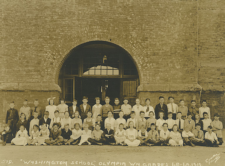 Washington School Olympia WN Grades 6B-6A, 1919