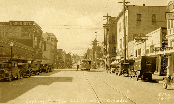 Looking North on Capitol Way Olympia, 1923
