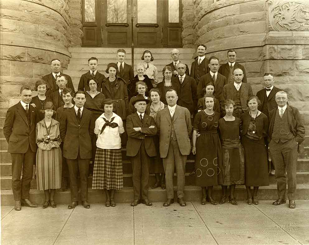 Secretary of State J. Grant Hinkle and staff, 1920s