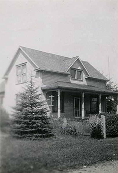 Two story Mower House (now terms the Adams house, on the local register), 135 North Cushing, Olympia, 1948.
