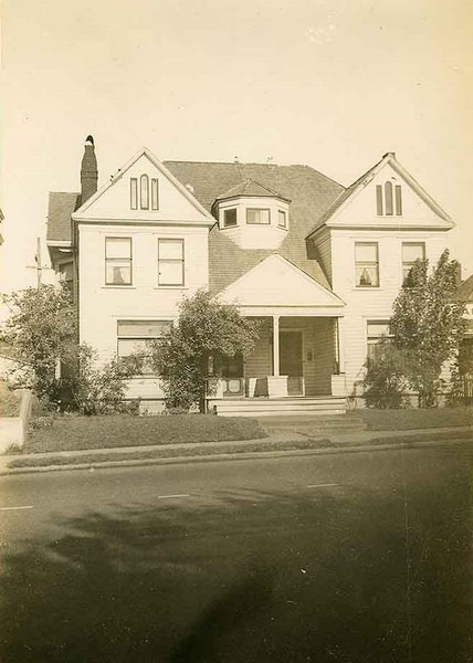 Dr. Mowell House, 1941
