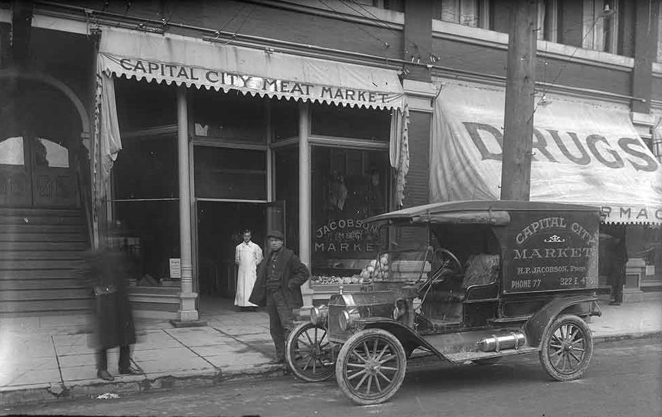 Jacobson Capital City Meat Market, 322 East Fourth, Olympia, 1914