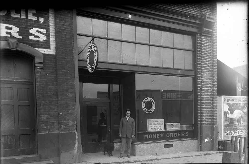 Northern Express at 107-9 West Fifth Street, Olympia, 1914