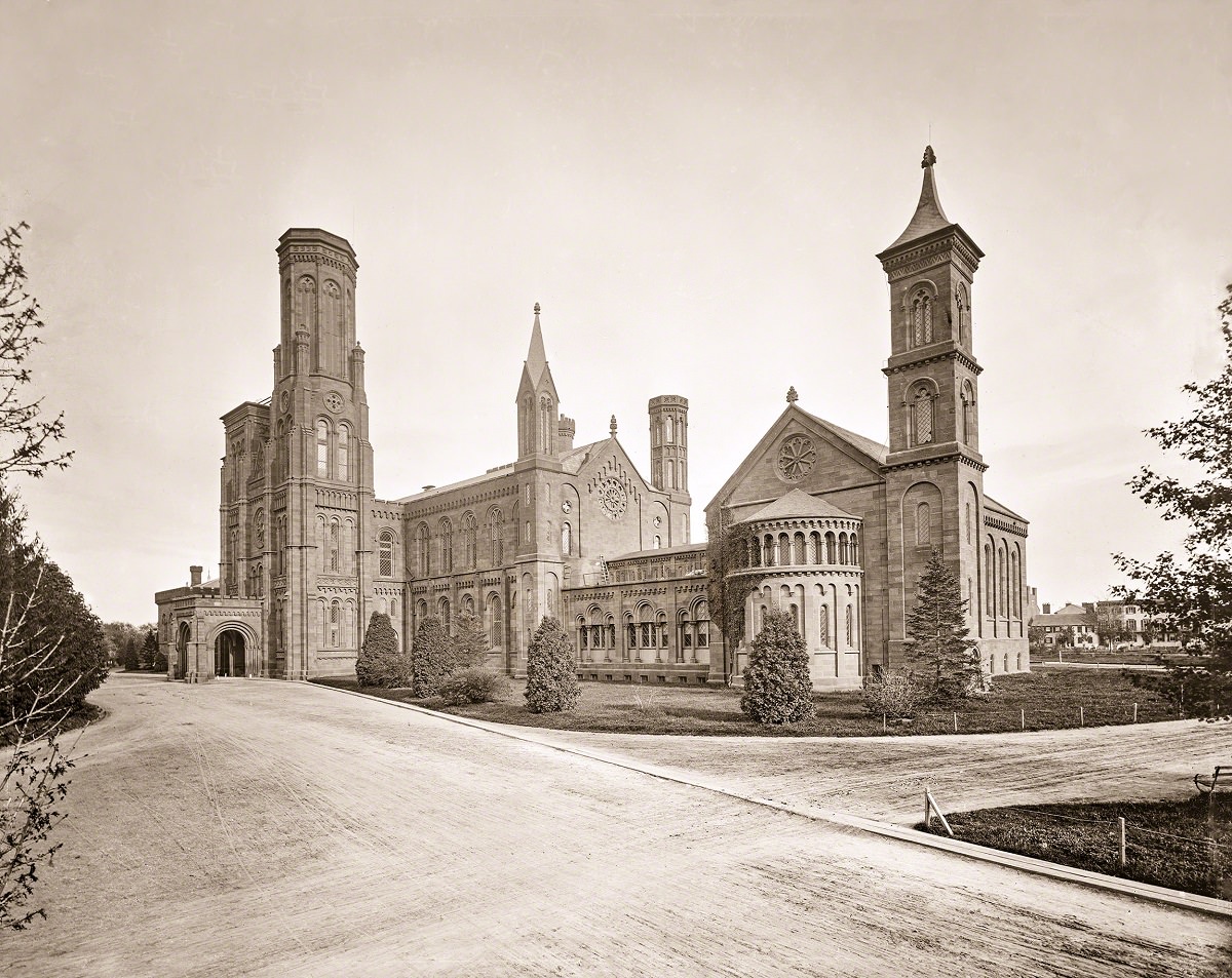 Smithsonian Castle, 1860s
