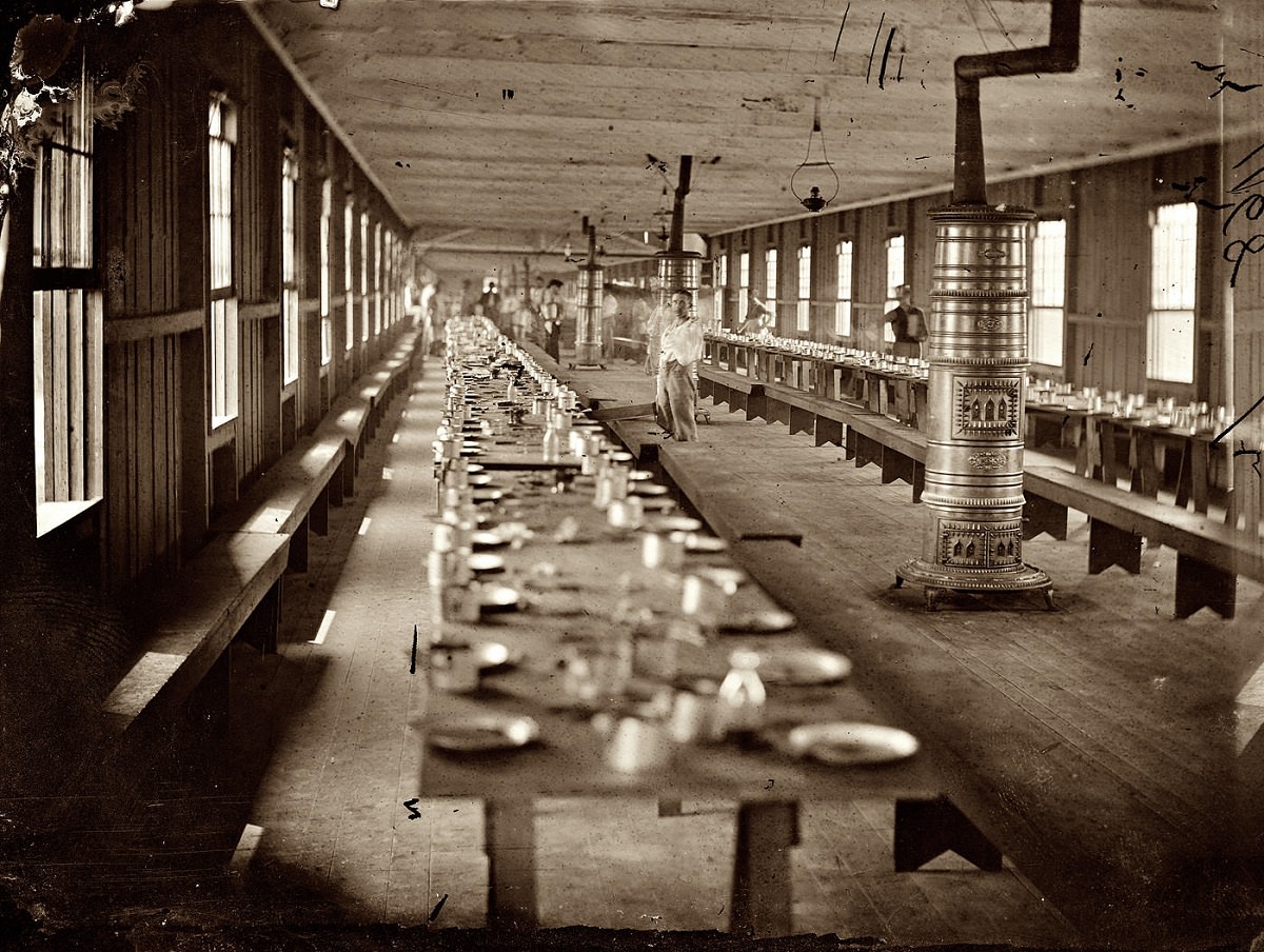 Mess hall at Harewood Hospital, heated by elaborate stoves, Washington, D.C., 1863