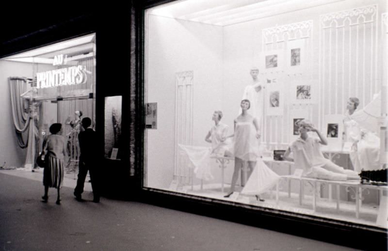 Au Printemps department store, Boulevard Haussman, 1950s