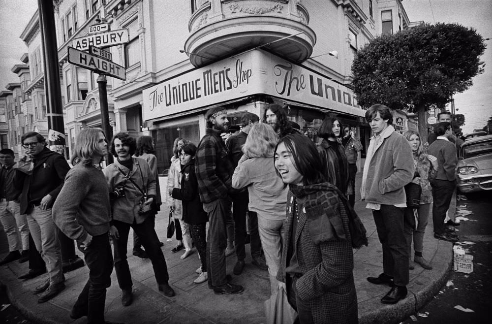 The famous corner of Haight-Ashbury streets, June 1967. The Unique Men’s Shop is now a Ben & Jerry’s ice cream shop.