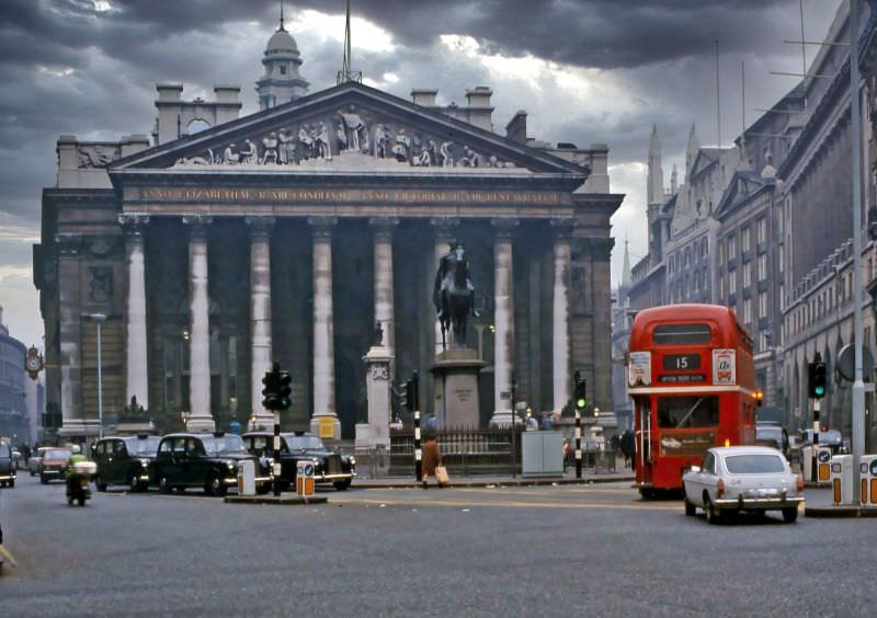 6The Royal Exchange, London, February 1976