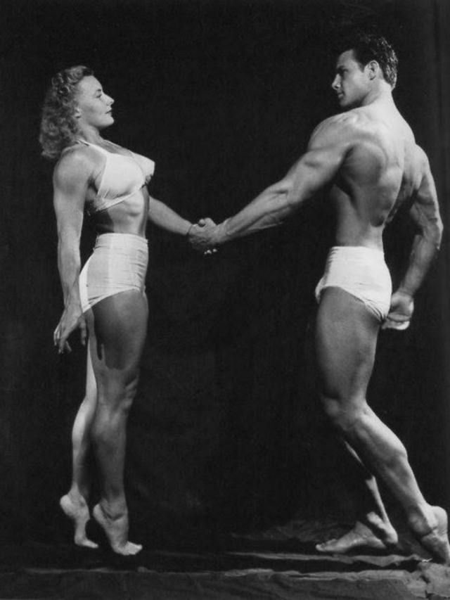 Abbye Eville: Life Story and Fabulous Photos of the Queen of Muscle Beach