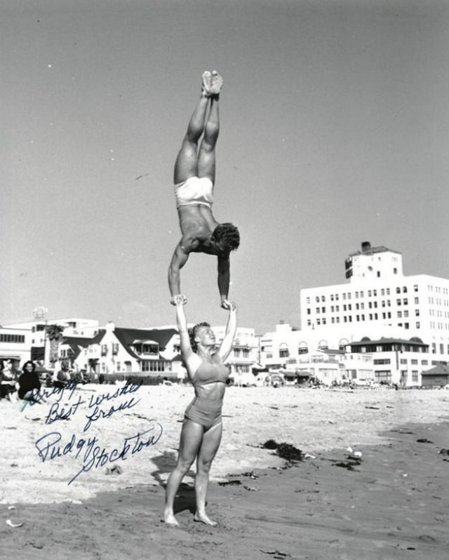 Abbye Eville: Life Story and Fabulous Photos of the Queen of Muscle Beach