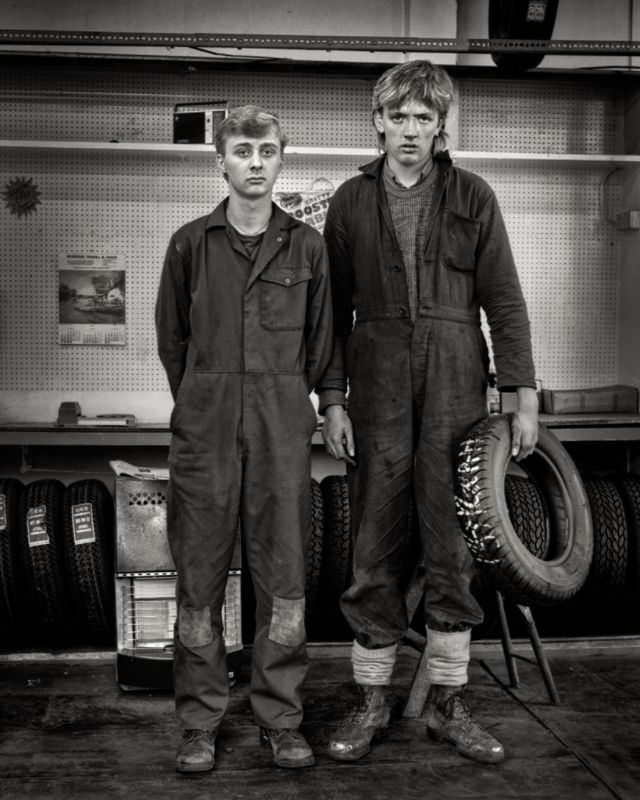 Apprentice Tyre Fitters, Milburn Road, 1987
