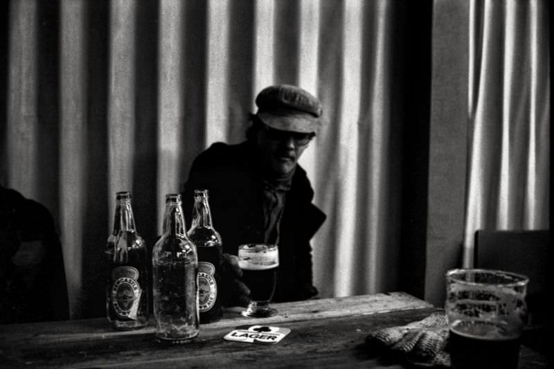 Saturday morning, Hirst Miners Welfare Club, 1977